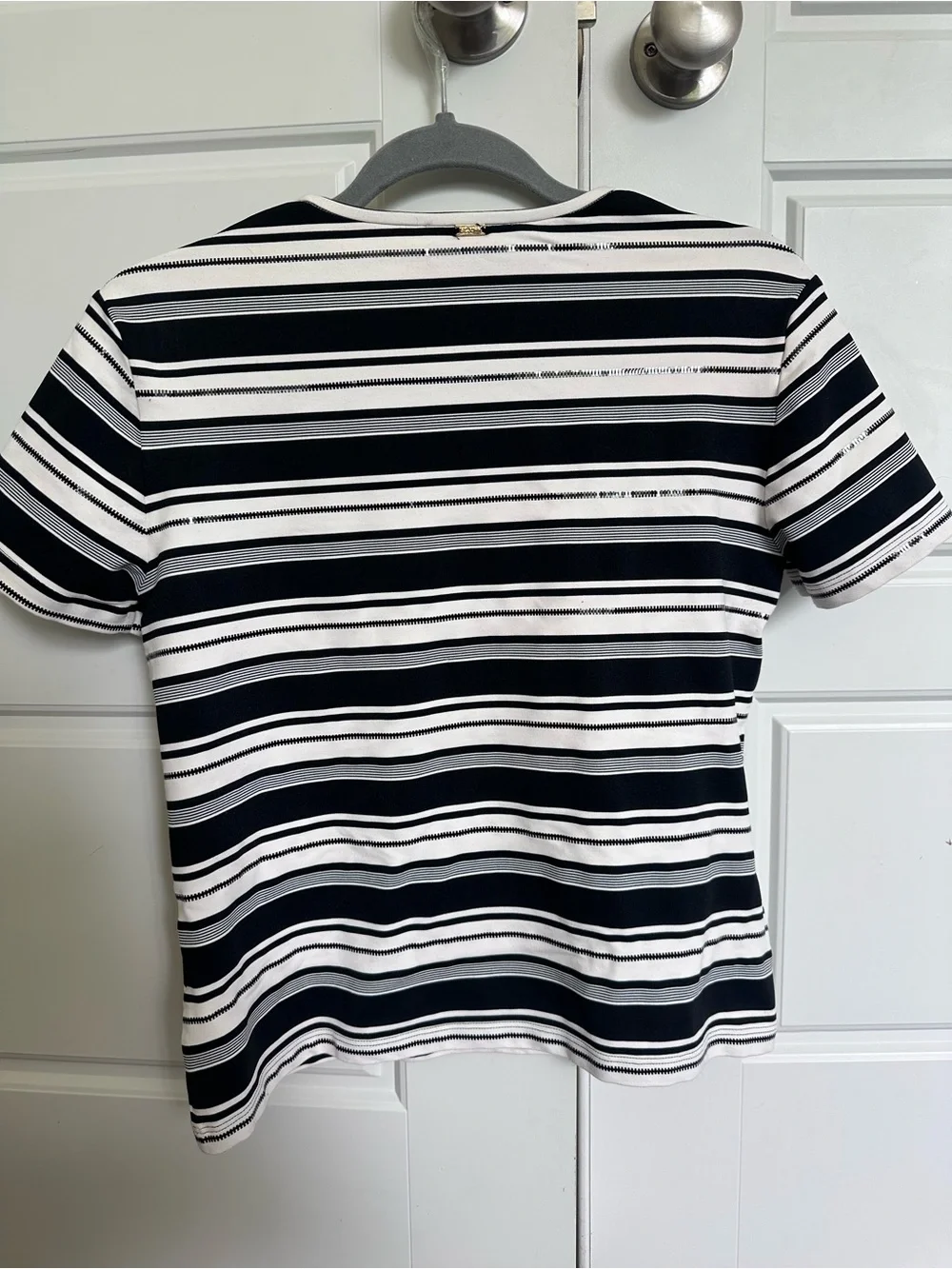 St. John - Shirt - Picture 2 of 5